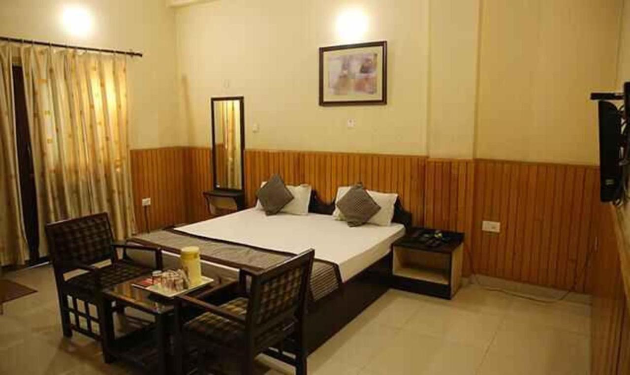 Fabhotel Corbett Inn Rudrapur Exterior foto